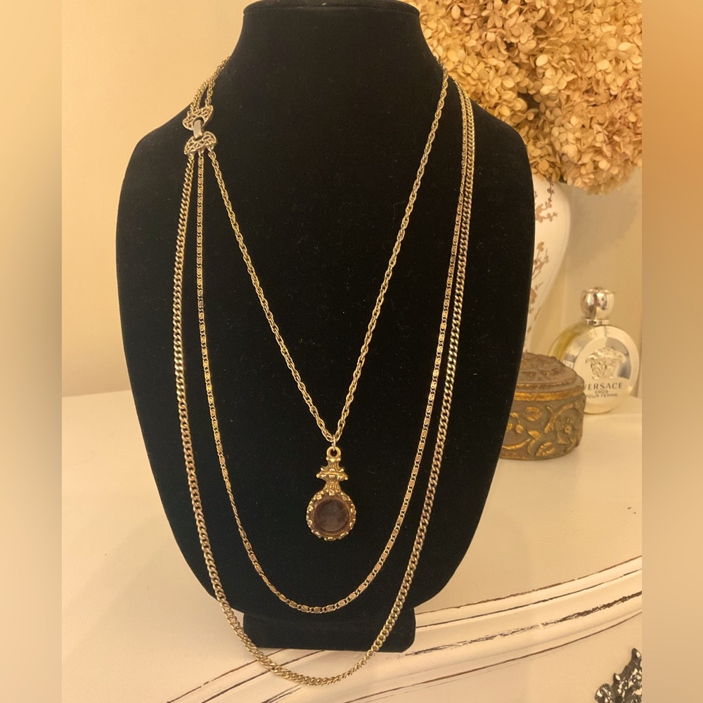 #16 Vintage Signed Goldette Gold-tone Intaglio Glass Cameo Necklace